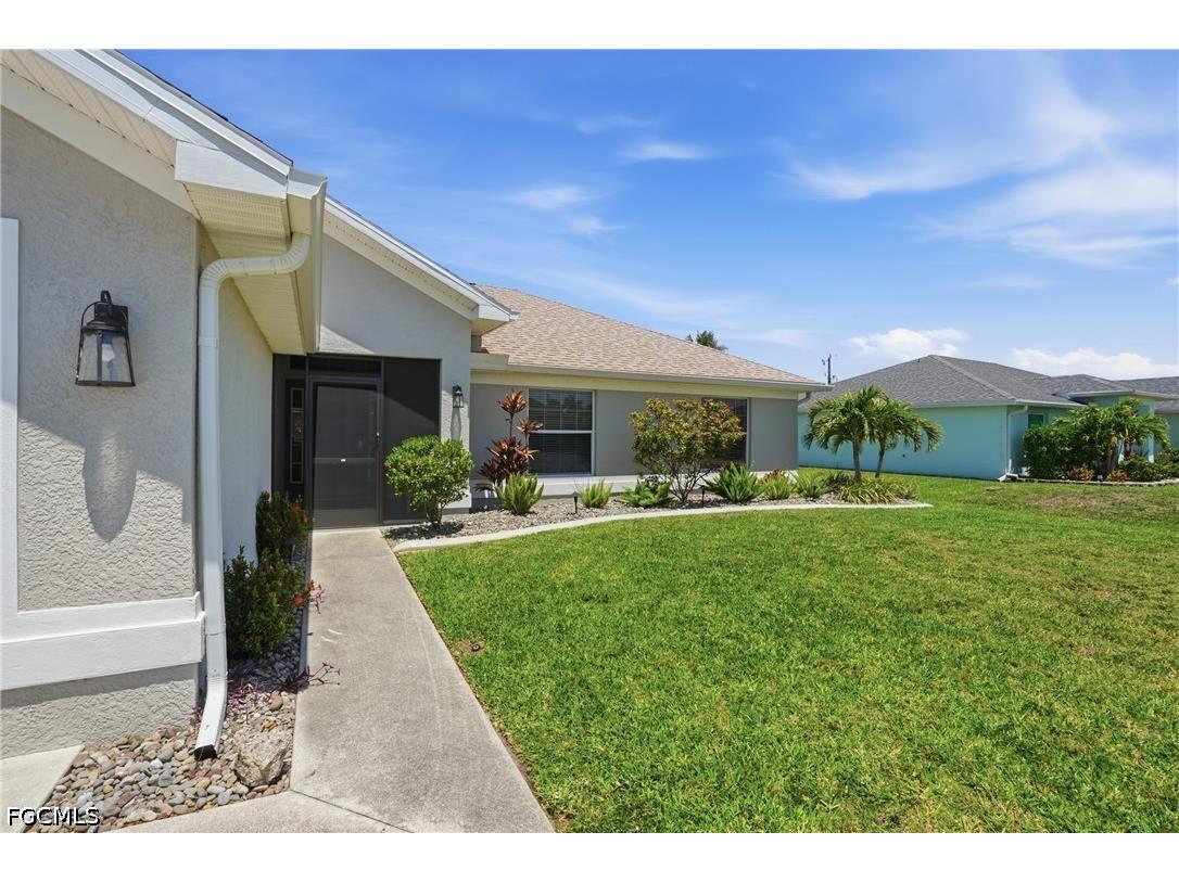 2103 SW 30th Terrace Cape Coral FL 33914 2026017527 image41