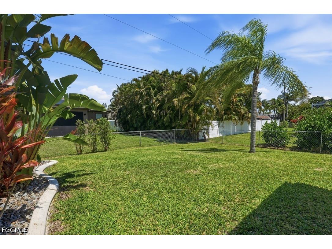 2103 SW 30th Terrace Cape Coral FL 33914 2026017527 image45