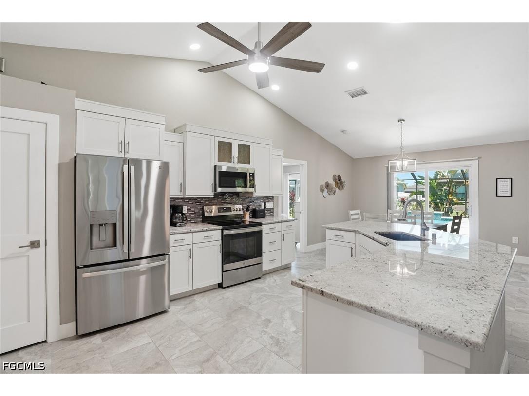 2103 SW 30th Terrace Cape Coral FL 33914 2026017527 image7