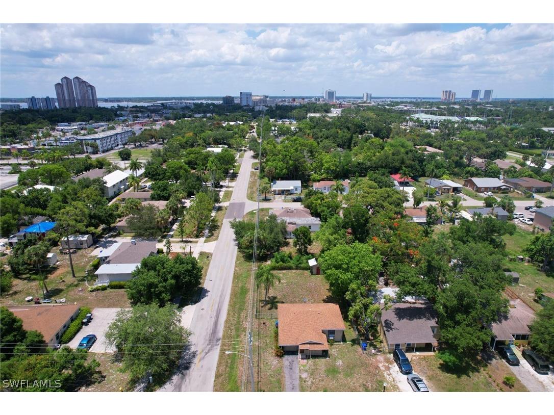 2103 South Street Fort Myers FL 33901 224058087 image1