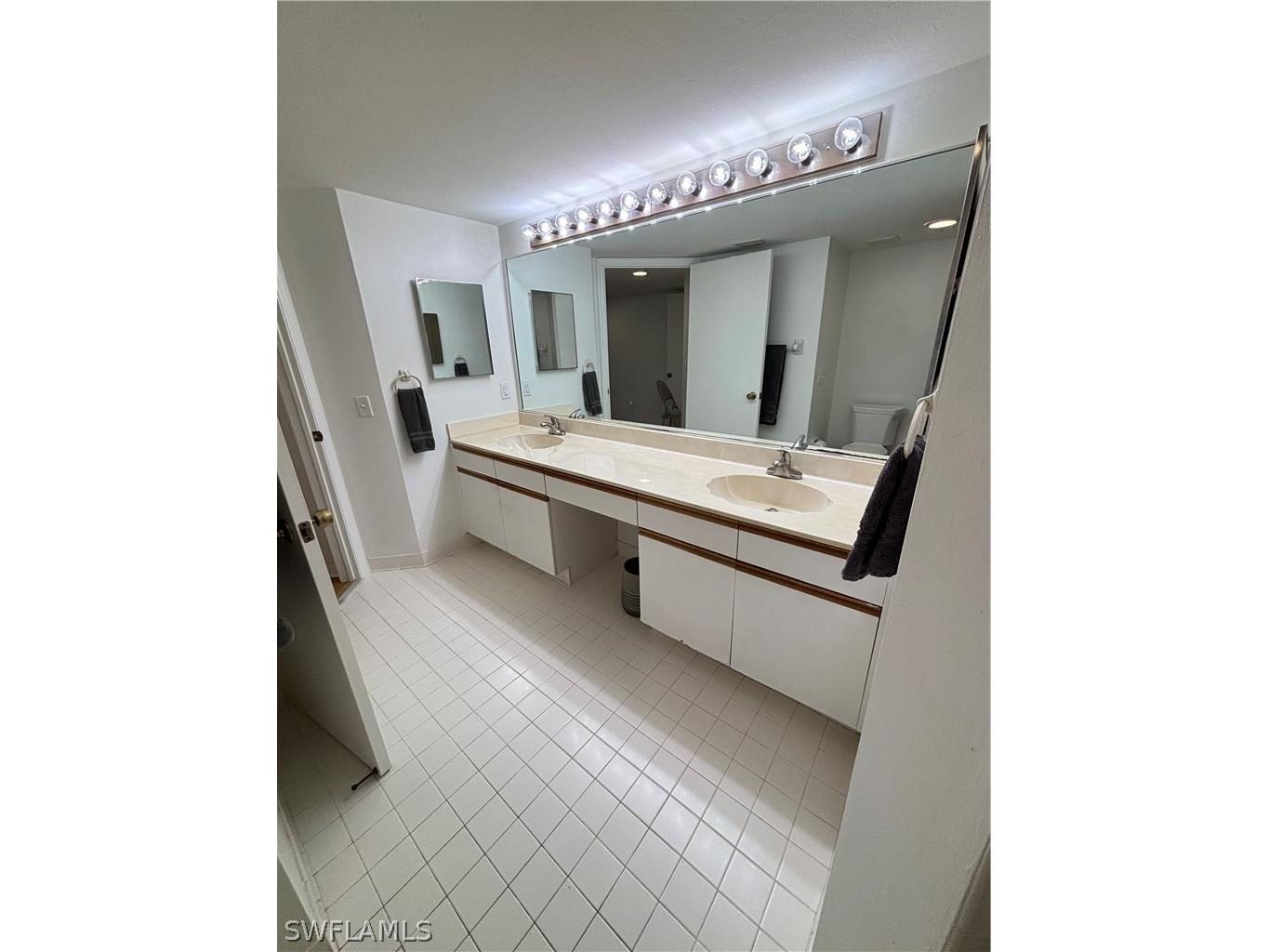 2103 Tama Circle #101 Naples FL 34112 226009761 image19