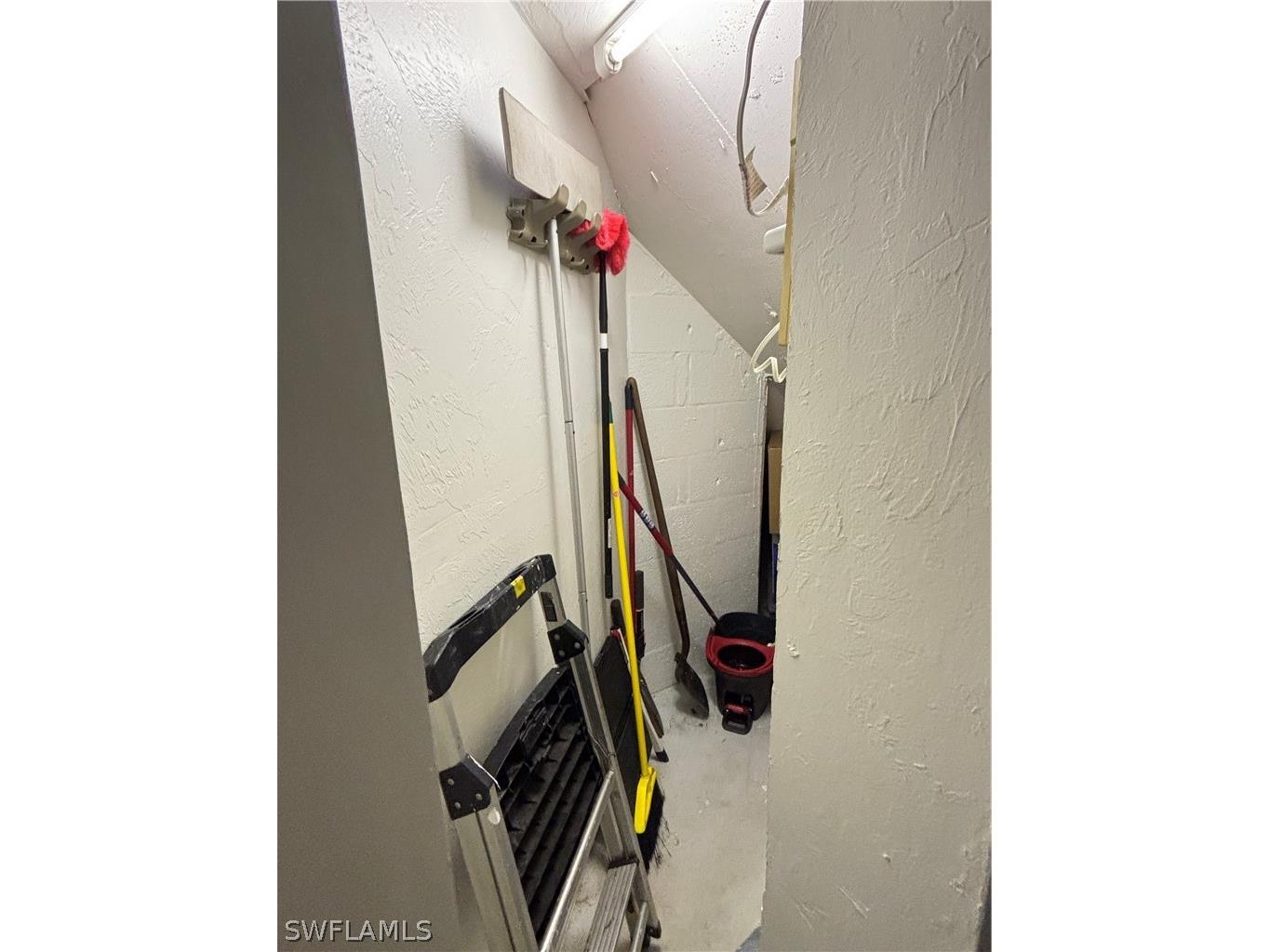 2103 Tama Circle #101 Naples FL 34112 226009761 image30