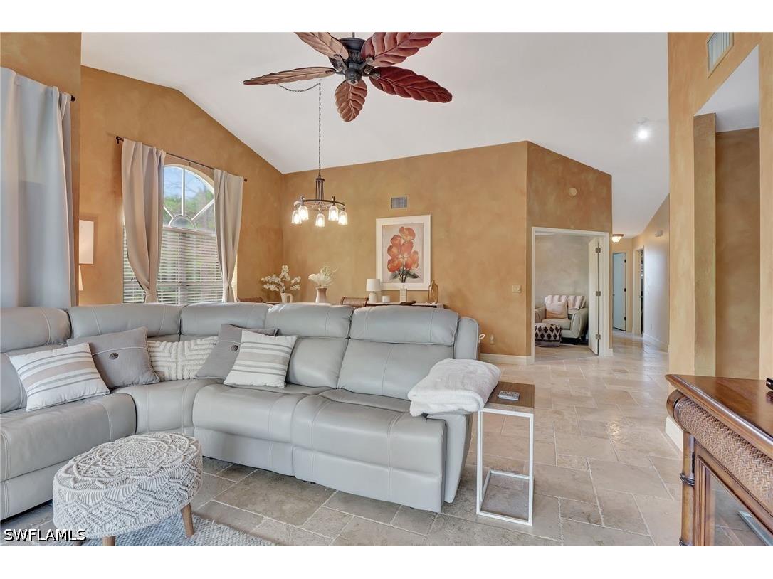 2103 Tama Circle #202 Naples FL 34112 226013719 image15