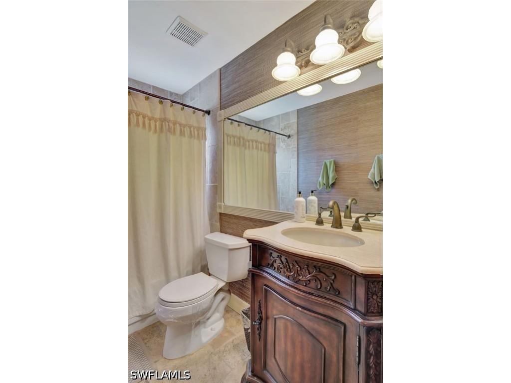 2103 Tama Circle #202 Naples FL 34112 226013719 image23