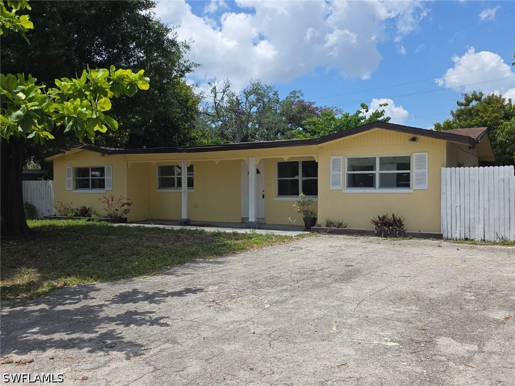 2103 Unity Avenue Fort Myers FL 33901 226016681 image40