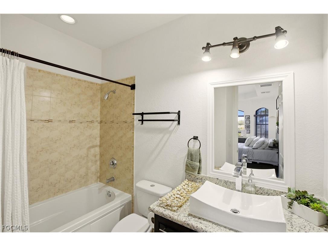 2104 NE 9th Place Cape Coral FL 33909 2026012442 image22