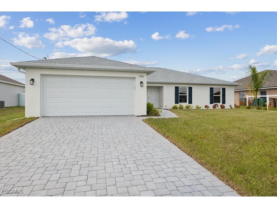 2104 NW 16th Place Cape Coral FL 33993 2025007709 image1