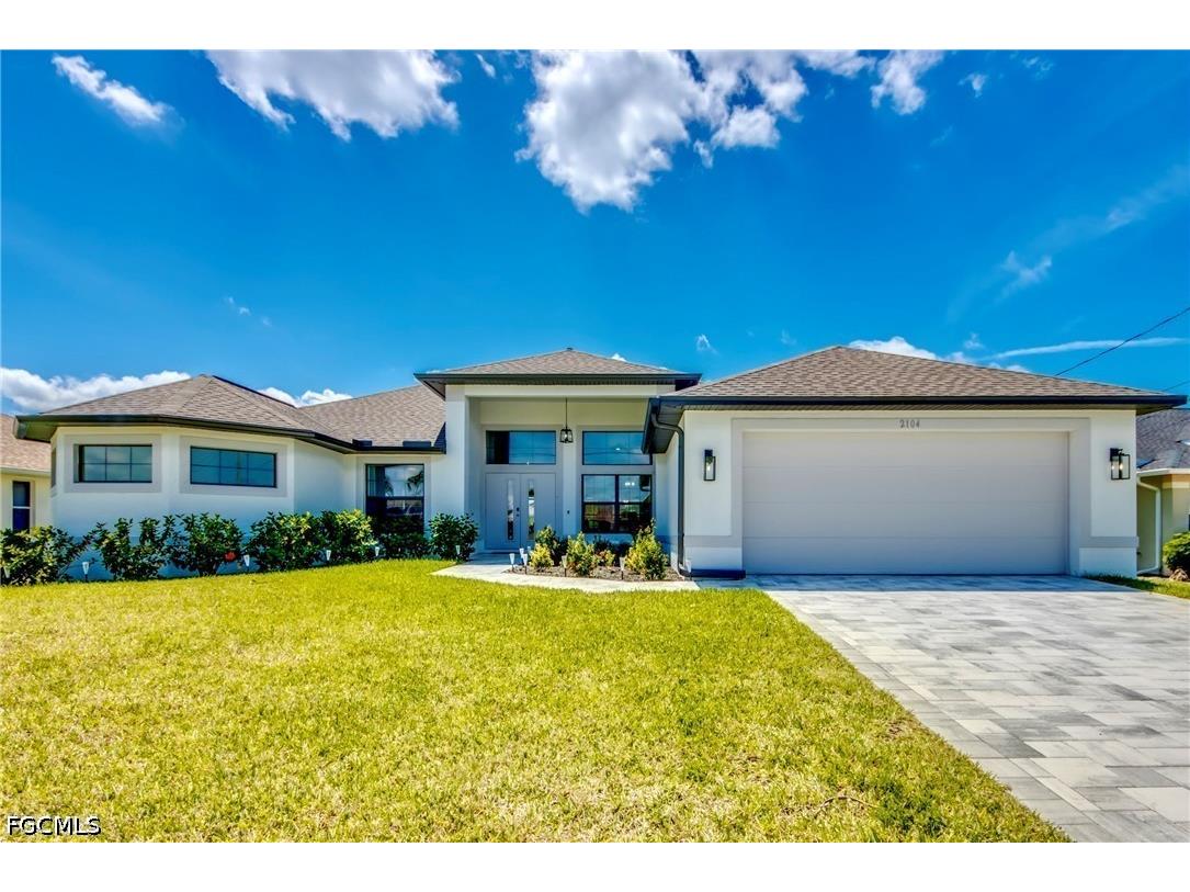 2104 SW 28th Lane Cape Coral FL 33914 2026028578 image1