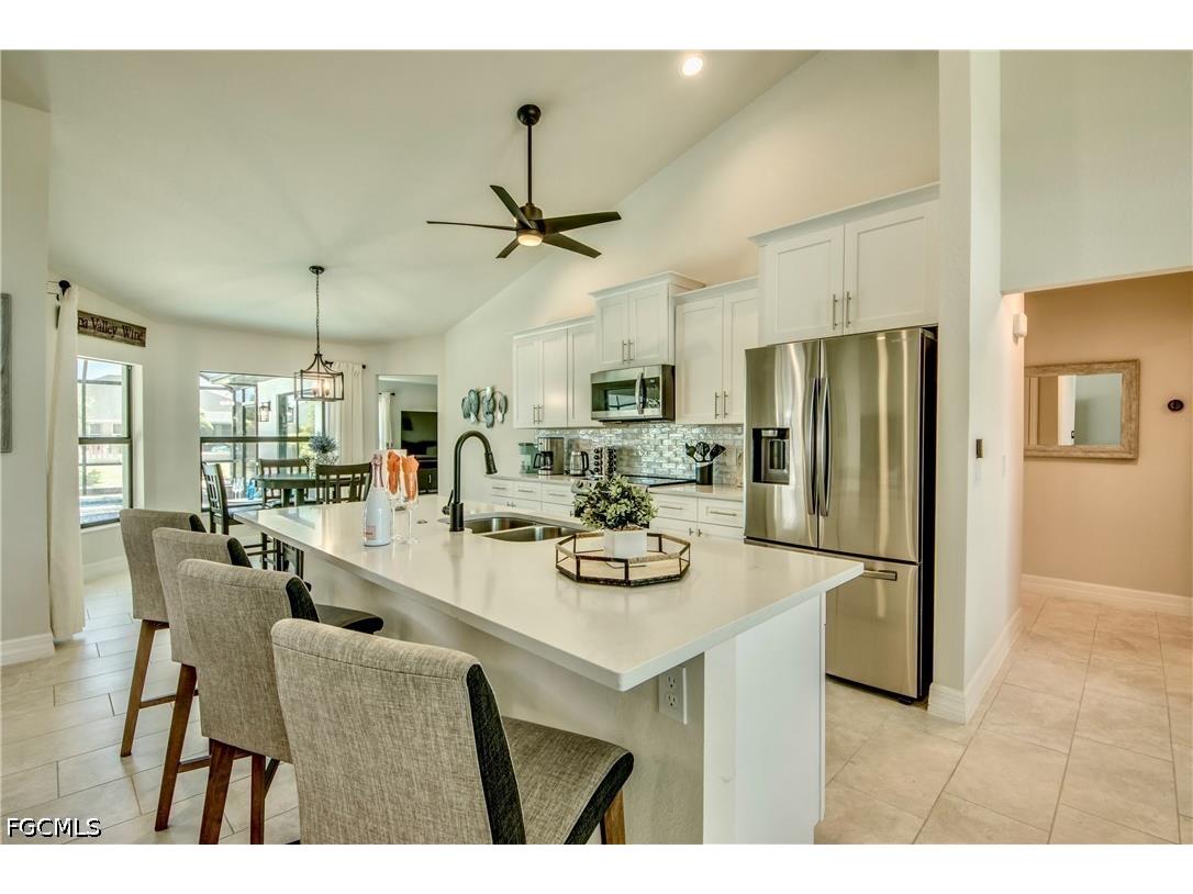 2104 SW 28th Lane Cape Coral FL 33914 2026028578 image10