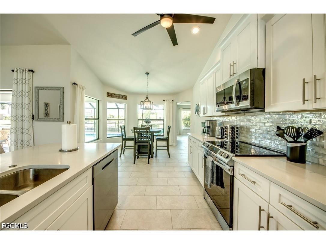 2104 SW 28th Lane Cape Coral FL 33914 2026028578 image9
