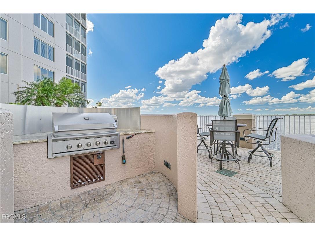 2104 W 1st Street #1701 Fort Myers FL 33901 2025013020 image25
