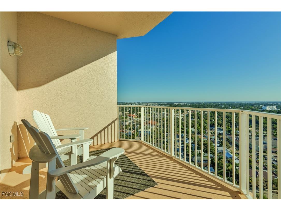 2104 W First Street #2702 Fort Myers FL 33901 2025006750 image16