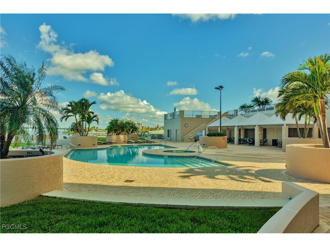 2104 W First Street #2702 Fort Myers FL 33901 2025006750 image18