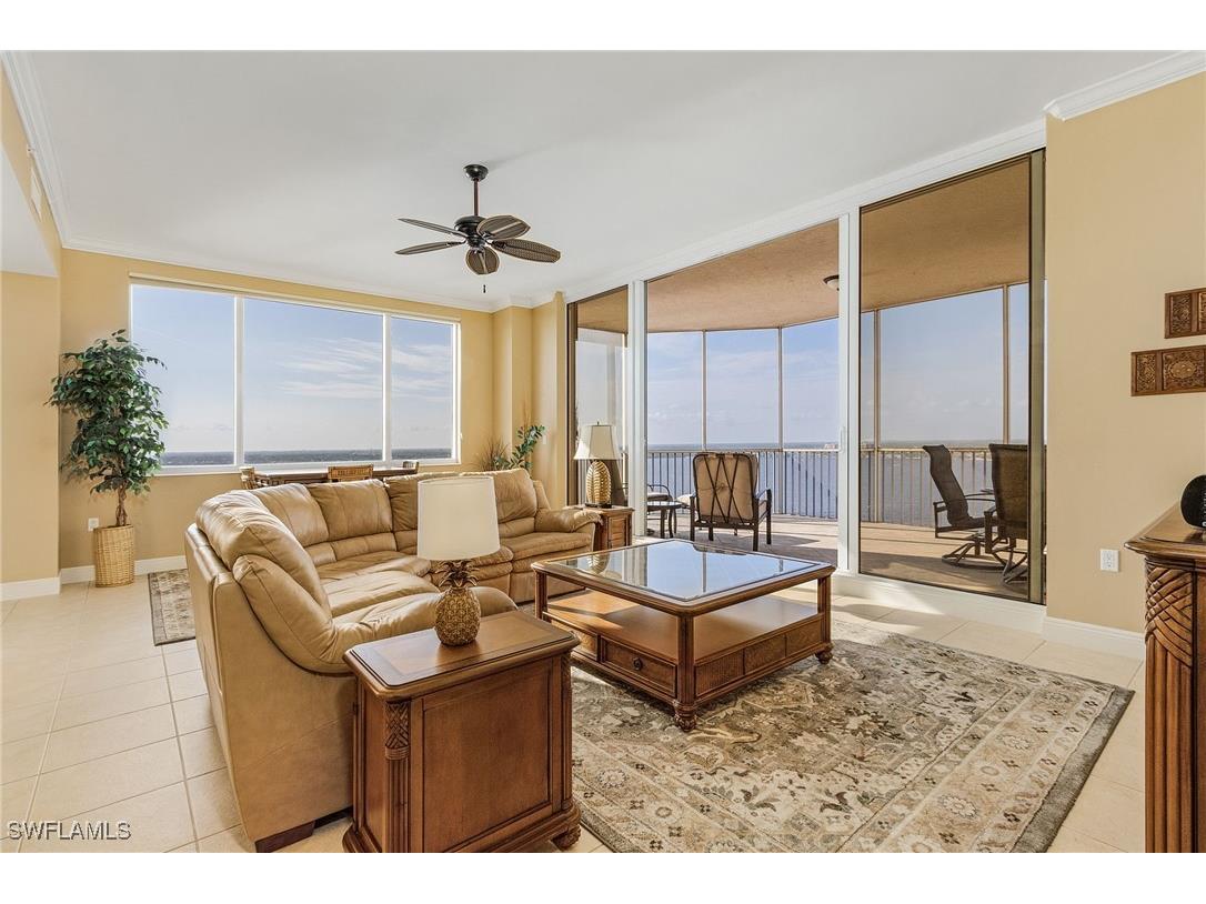 2104 W First Street #2201 Fort Myers FL 33901 225026895 image1