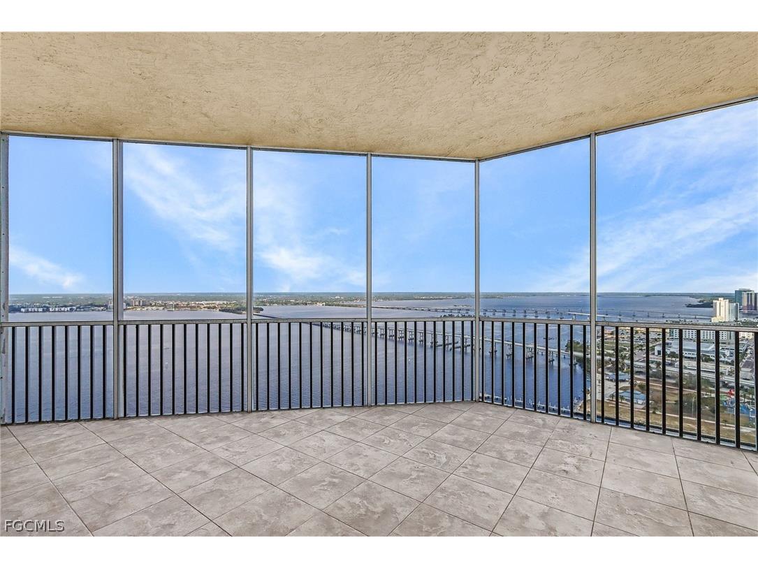 2104 W First Street #3204 Fort Myers FL 33901 2026011060 image5