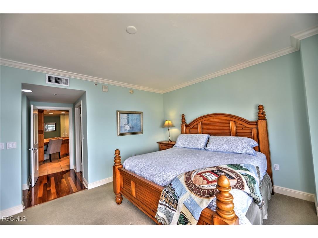 2104 W First Street #704 Fort Myers FL 33901 2025012593 image15