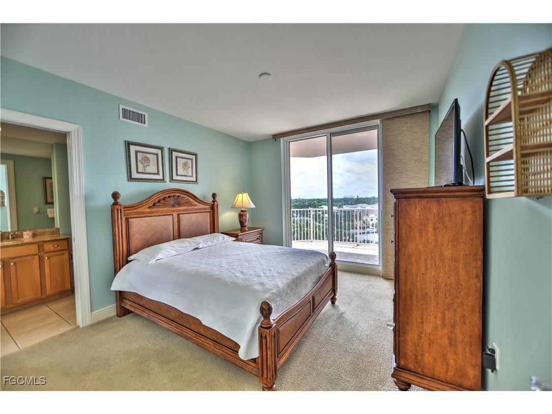 2104 W First Street #704 Fort Myers FL 33901 2025012593 image18