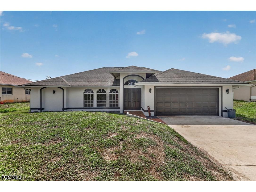 2105 Anita Avenue S Lehigh Acres FL 33976 2026027489 image2
