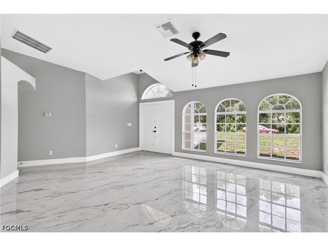 2105 Anita Avenue S Lehigh Acres FL 33976 2026027489 image5