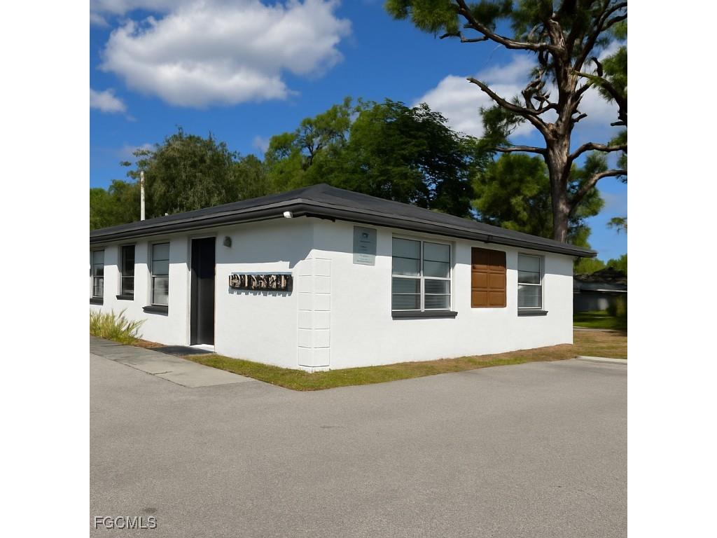 2105 Canal Street #1 Fort Myers FL 33901 2025021771 image1