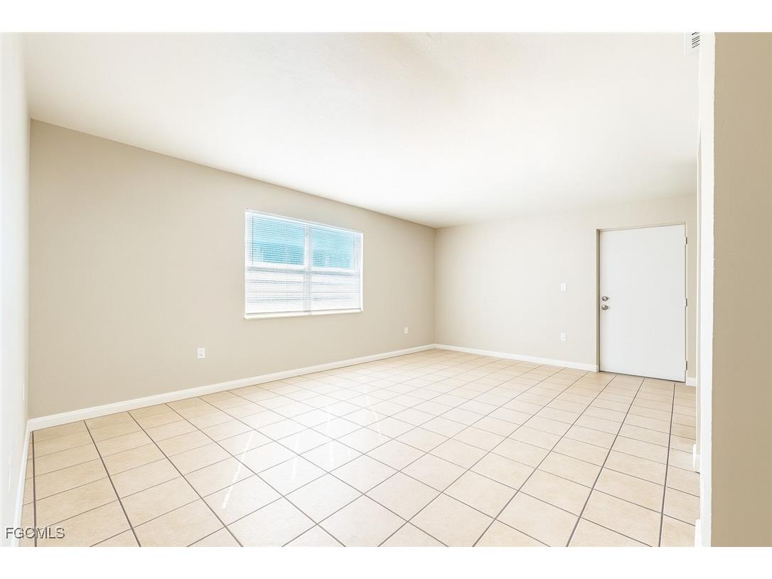 2105 Canal Street #1 Fort Myers FL 33901 2025021771 image5