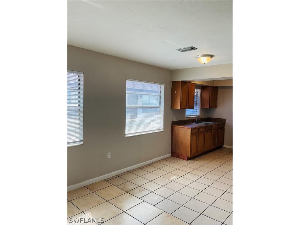 2105 Canal Street #7 Fort Myers FL 33901 224033561 image1