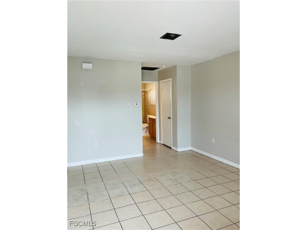 2105 Canal Street #5 Fort Myers FL 33901 2025024149 image5