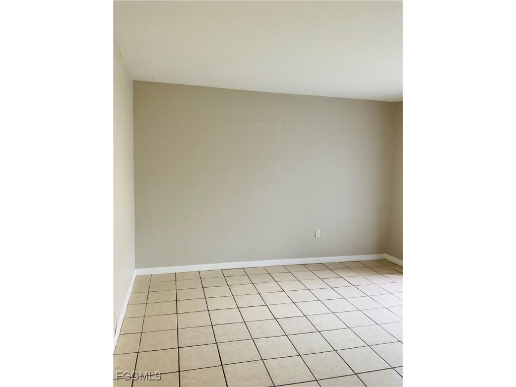2105 Canal Street #5 Fort Myers FL 33901 2025024149 image9