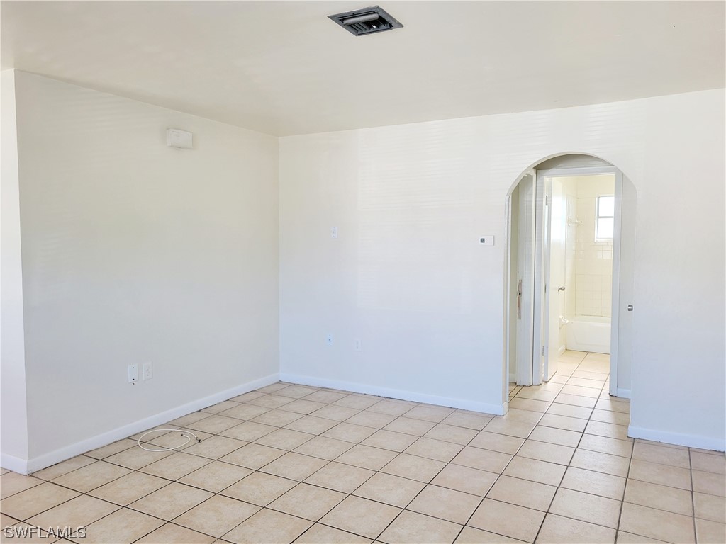 2105 Canal Street Fort Myers FL 33901 223062234 image1