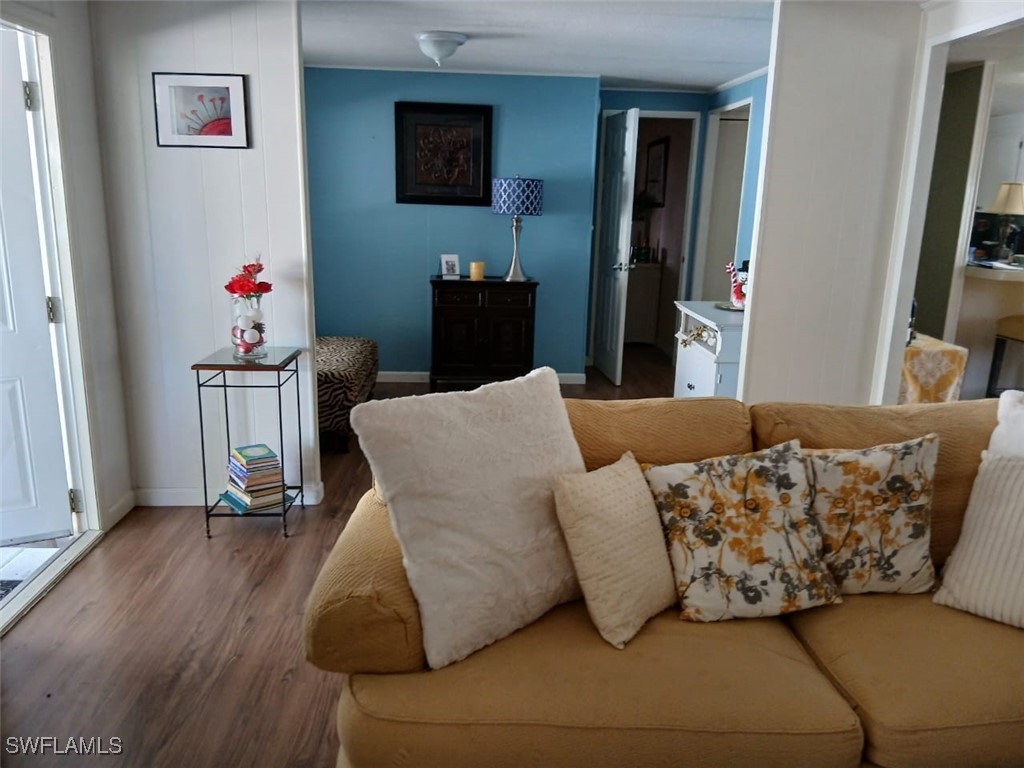 2105 Cypress Court Naples FL 34110 226004362 image3