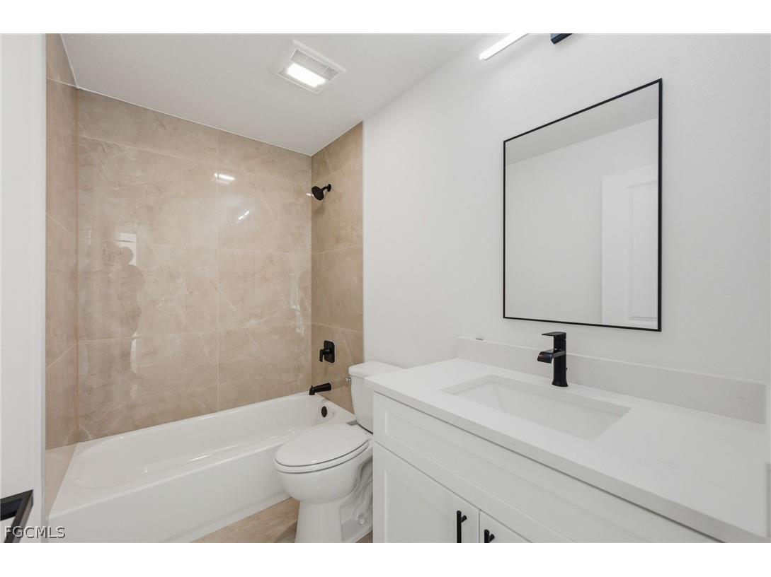 2105 NE 1st Avenue Cape Coral FL 33909 2026010857 image21