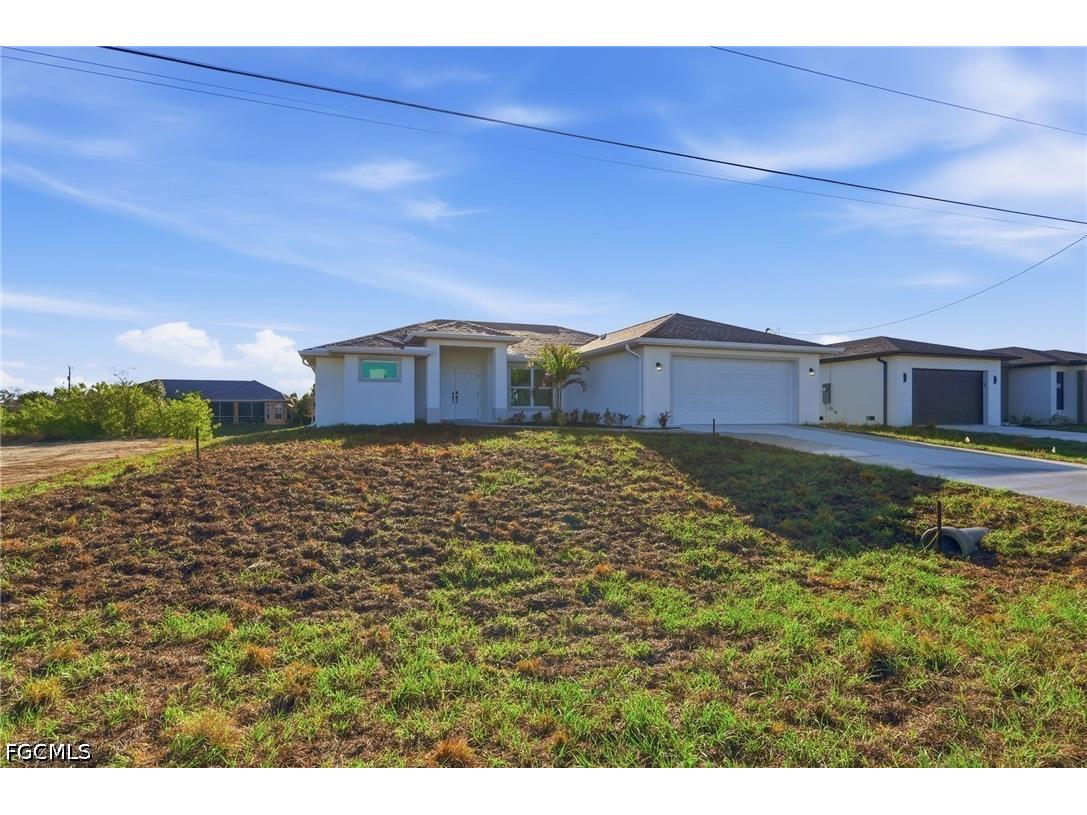 2105 NE 1st Avenue Cape Coral FL 33909 2026017690 image2