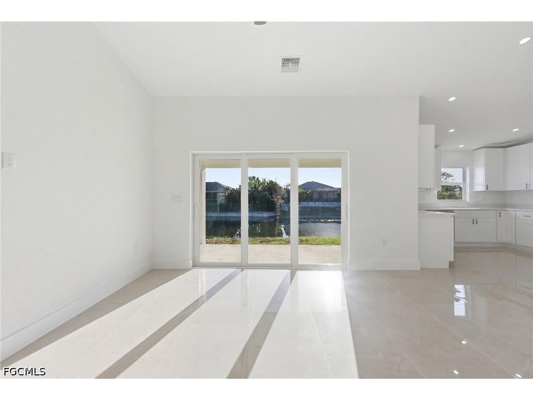 2105 NE 1st Avenue Cape Coral FL 33909 2026017690 image27
