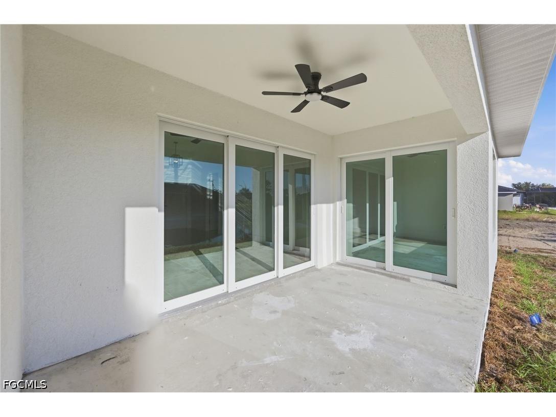 2105 NE 1st Avenue Cape Coral FL 33909 2026017690 image5