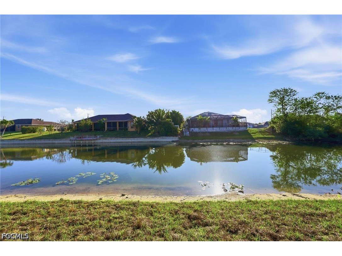 2105 NE 1st Avenue Cape Coral FL 33909 2026017690 image8
