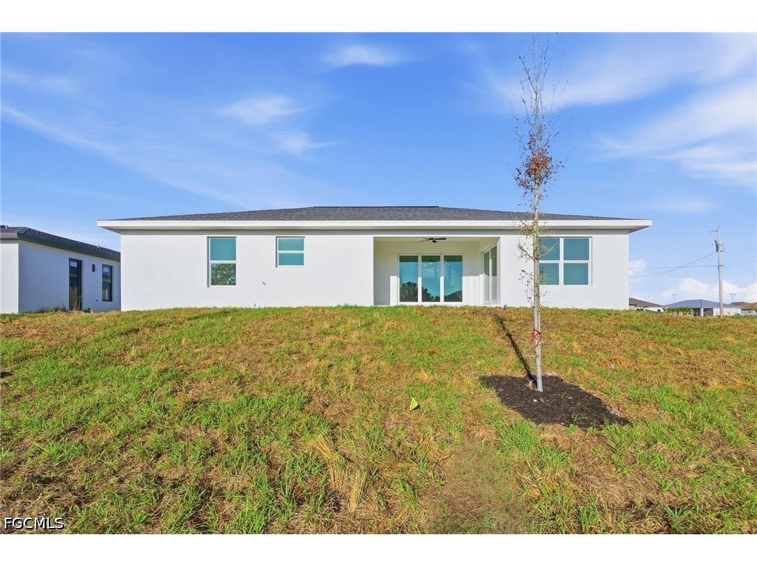 2105 NE 1st Avenue Cape Coral FL 33909 2026017690 image9