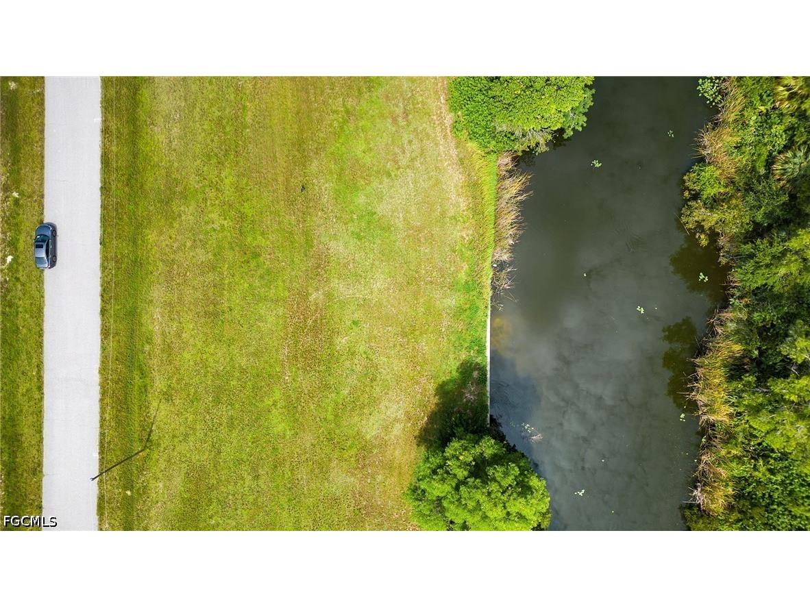 2105 NE 27th Street Cape Coral FL 33909 2026014448 image6