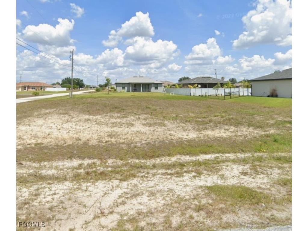 2105 NE 6th Avenue Cape Coral FL 33909 2025021684 image1