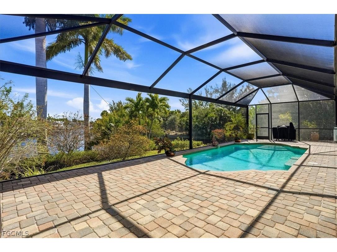 2105 Ottersrest Lane Cape Coral FL 33990 2026011396 image23