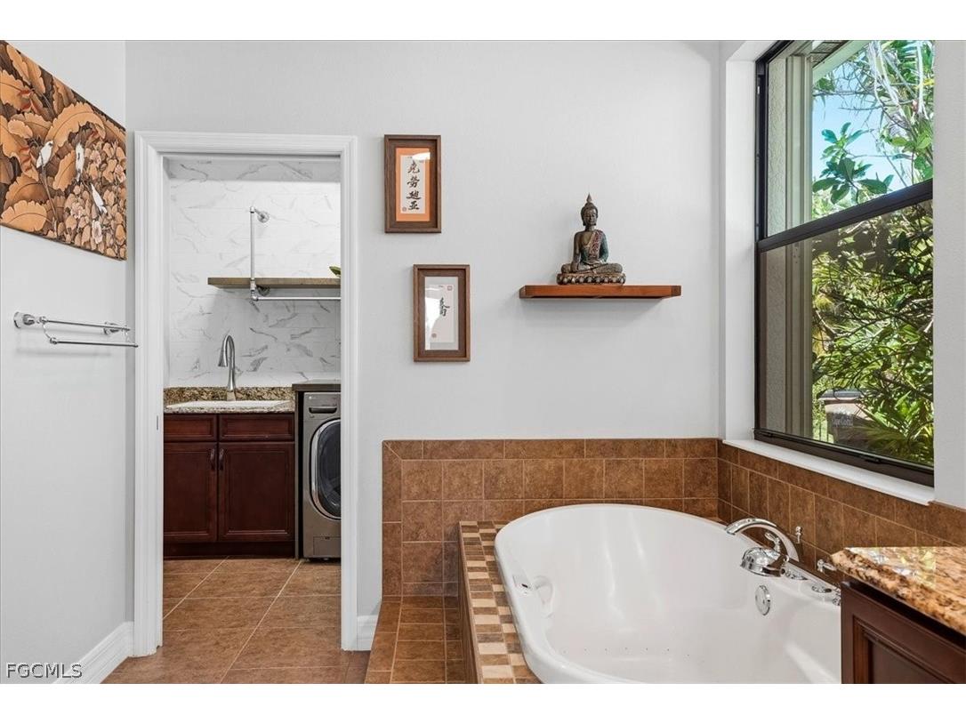 2105 Ottersrest Lane Cape Coral FL 33990 2026011396 image34