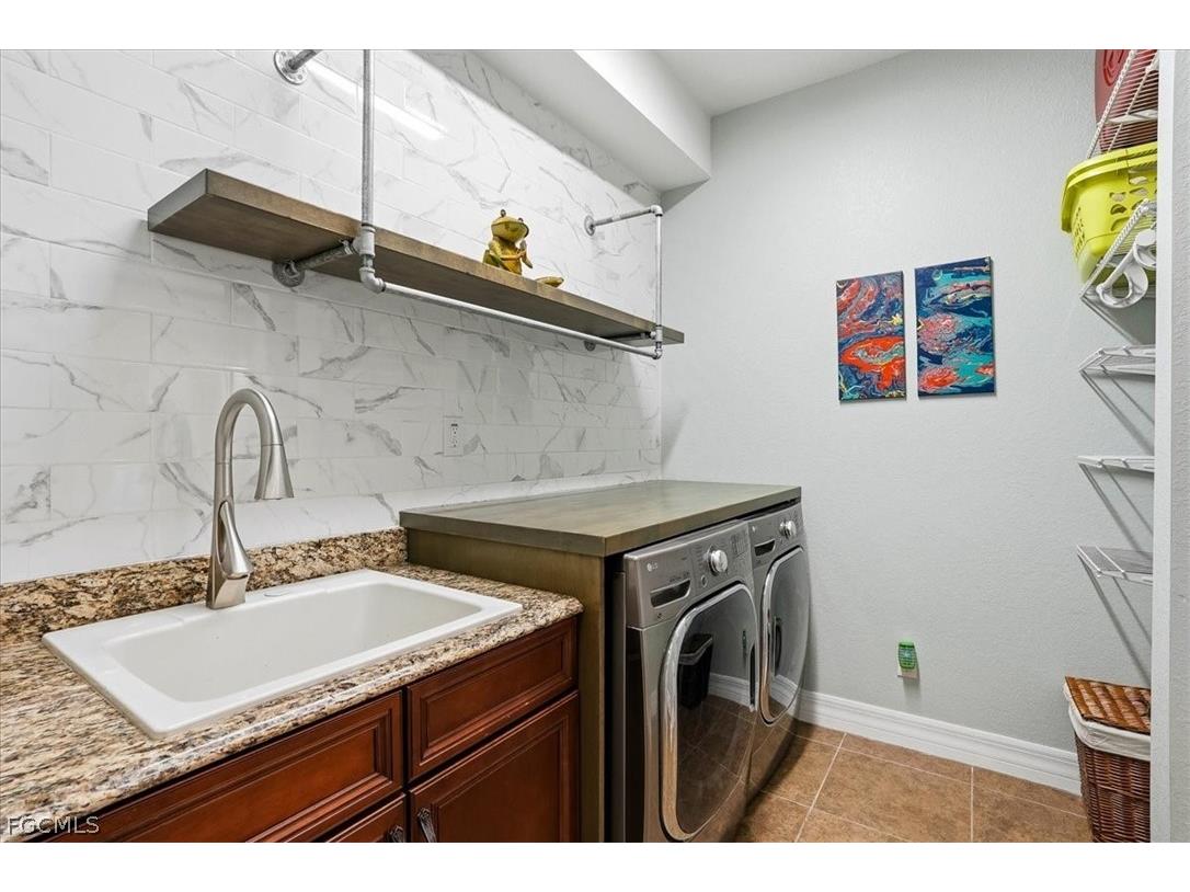 2105 Ottersrest Lane Cape Coral FL 33990 2026011396 image40