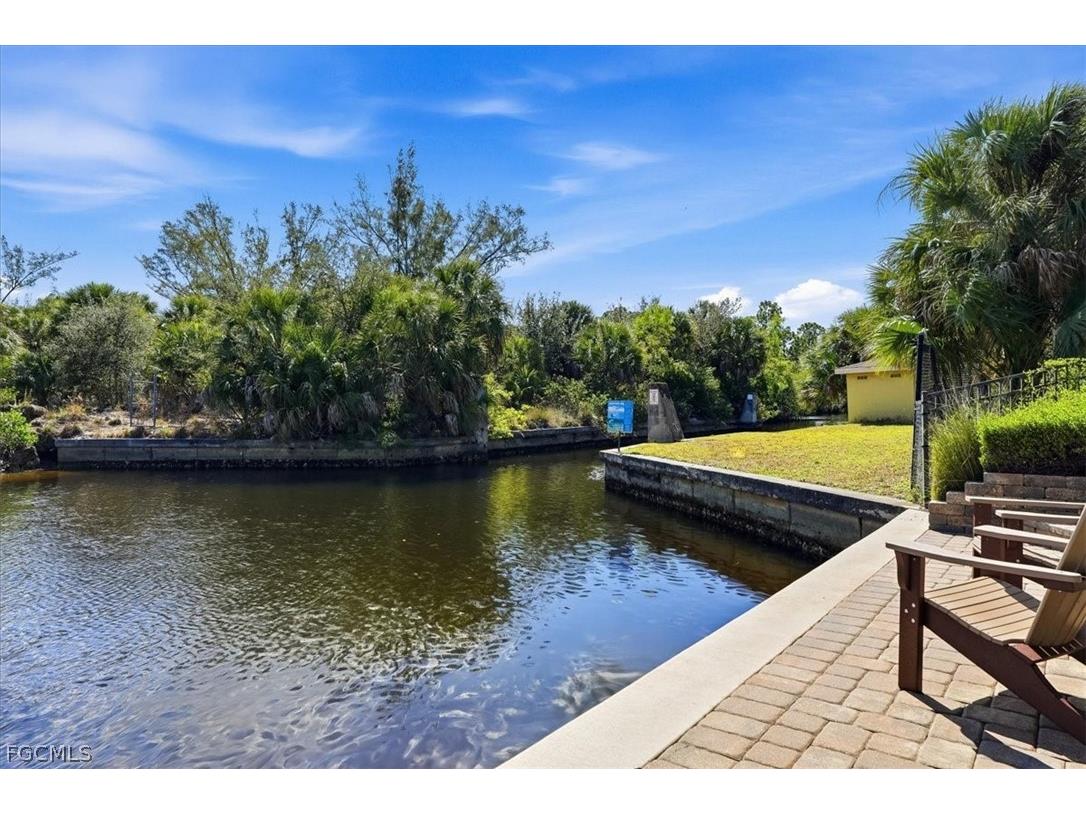 2105 Ottersrest Lane Cape Coral FL 33990 2026011396 image44