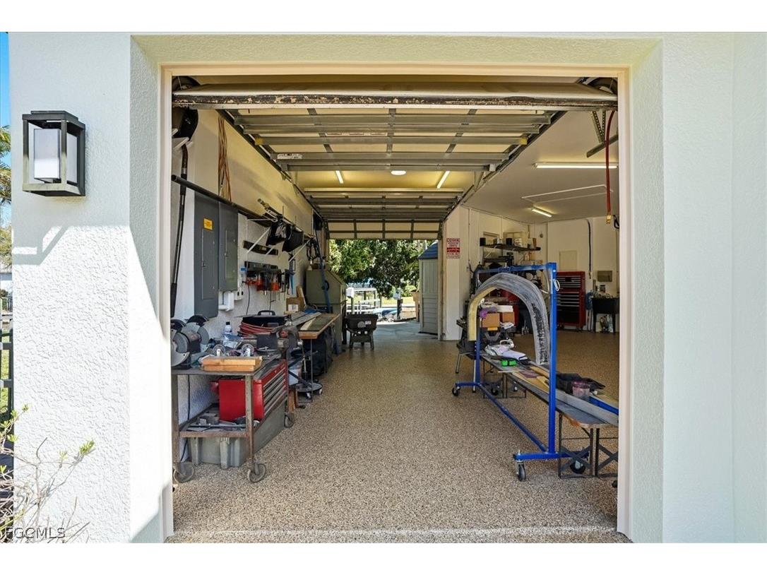 2105 Ottersrest Lane Cape Coral FL 33990 2026011396 image48