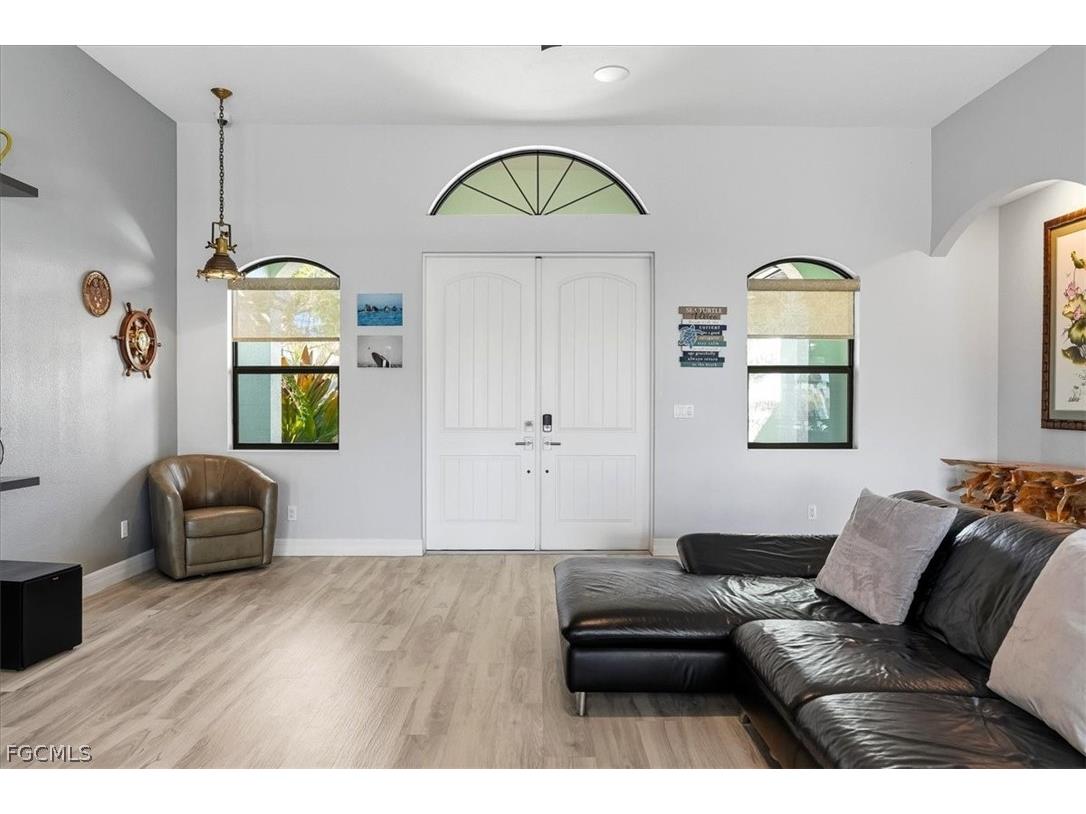 2105 Ottersrest Lane Cape Coral FL 33990 2026011396 image5