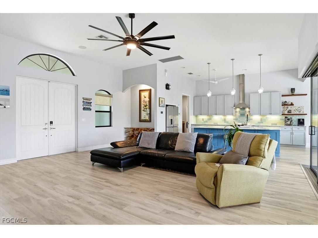 2105 Ottersrest Lane Cape Coral FL 33990 2026011396 image8