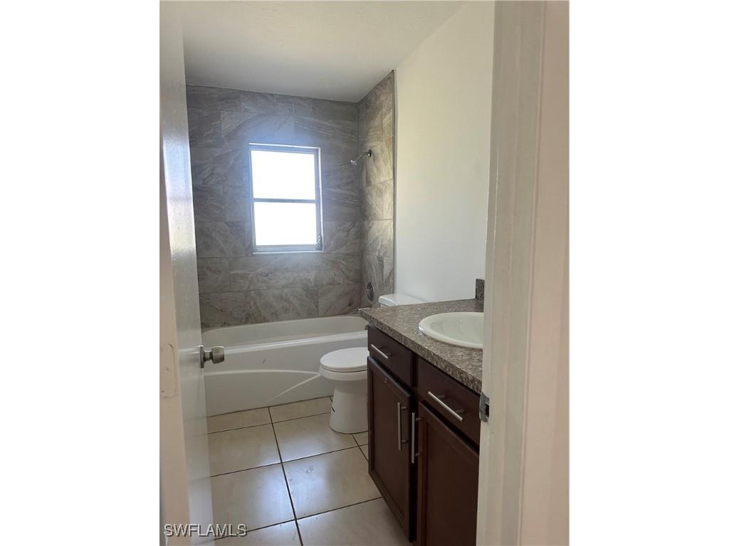 2105 SE 15th Place Cape Coral FL 33990 225079700 image18