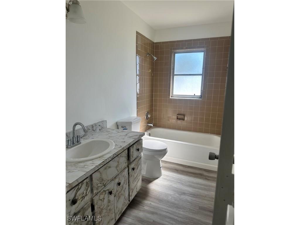 2105 SE 15th Place Cape Coral FL 33990 225079700 image6