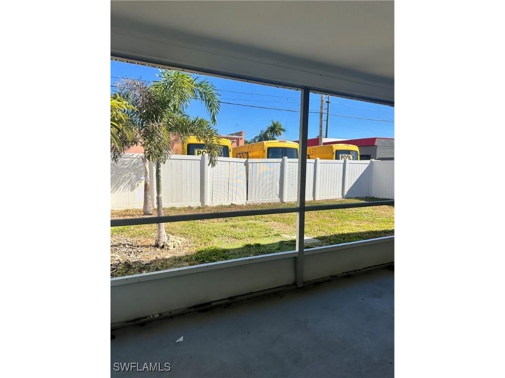 2105 SE 15th Place Cape Coral FL 33990 225079700 image9
