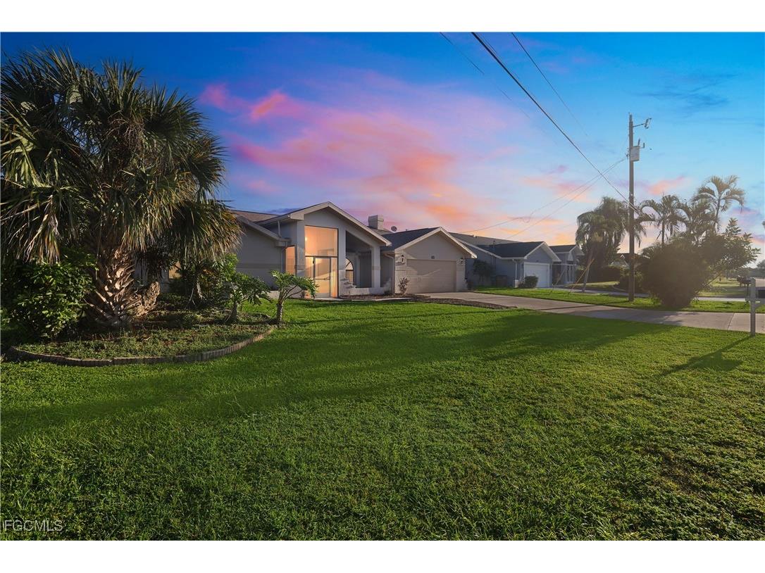 2105 SE 2nd Terrace Cape Coral FL 33990 2025012680 image10