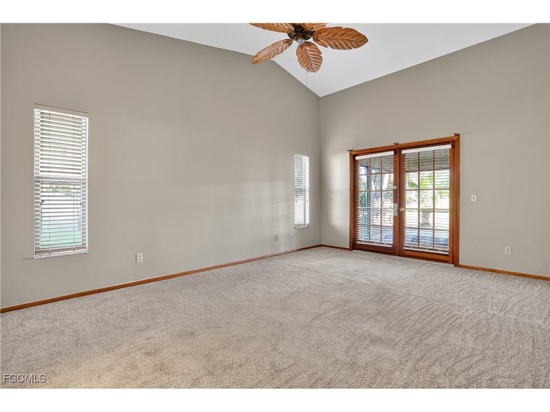 2105 SE 2nd Terrace Cape Coral FL 33990 2025012680 image14